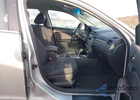 2012 Ford Fusion Se z USA, uszkodzony, nr VIN 3FAHP0HA1CR144968